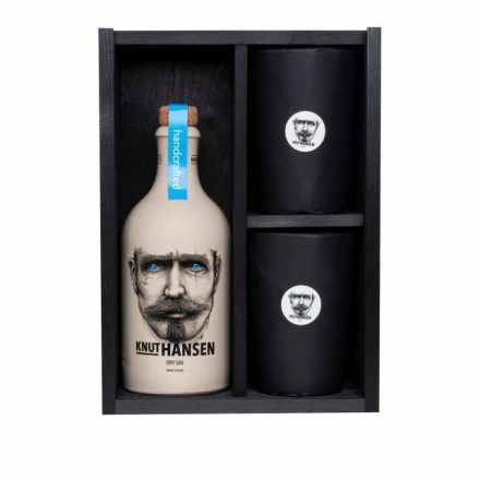 Knut Hansen gin 0,5l 42% + 2 kerámia pohár fa DD