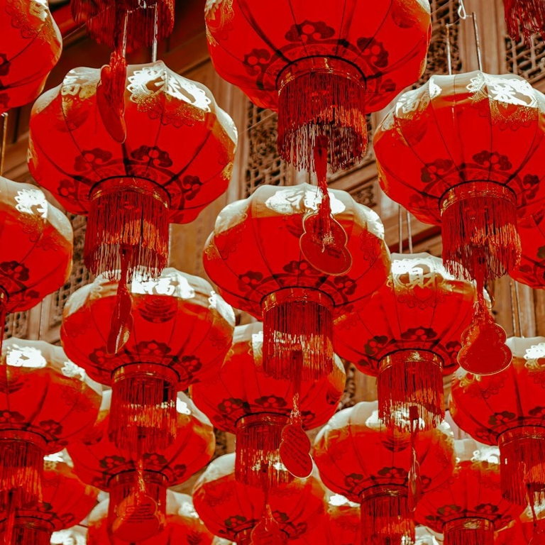 Kínai újév díszkiadások: konyak-ajándékok, ízprofilok és szimbolikus párosítások